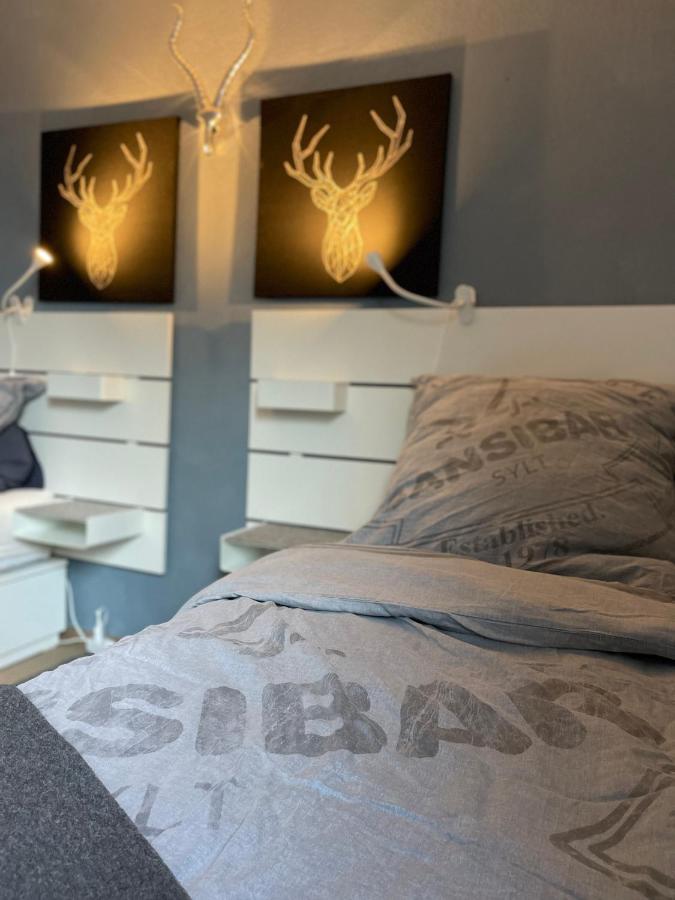 Appartment 53Qm Im Architektenhaus - 2 Schlafzimmer Mit Kueche Und Bad, Nur 2Min Von A8 - Ruhig Und Modern ارشنبرغ المظهر الخارجي الصورة